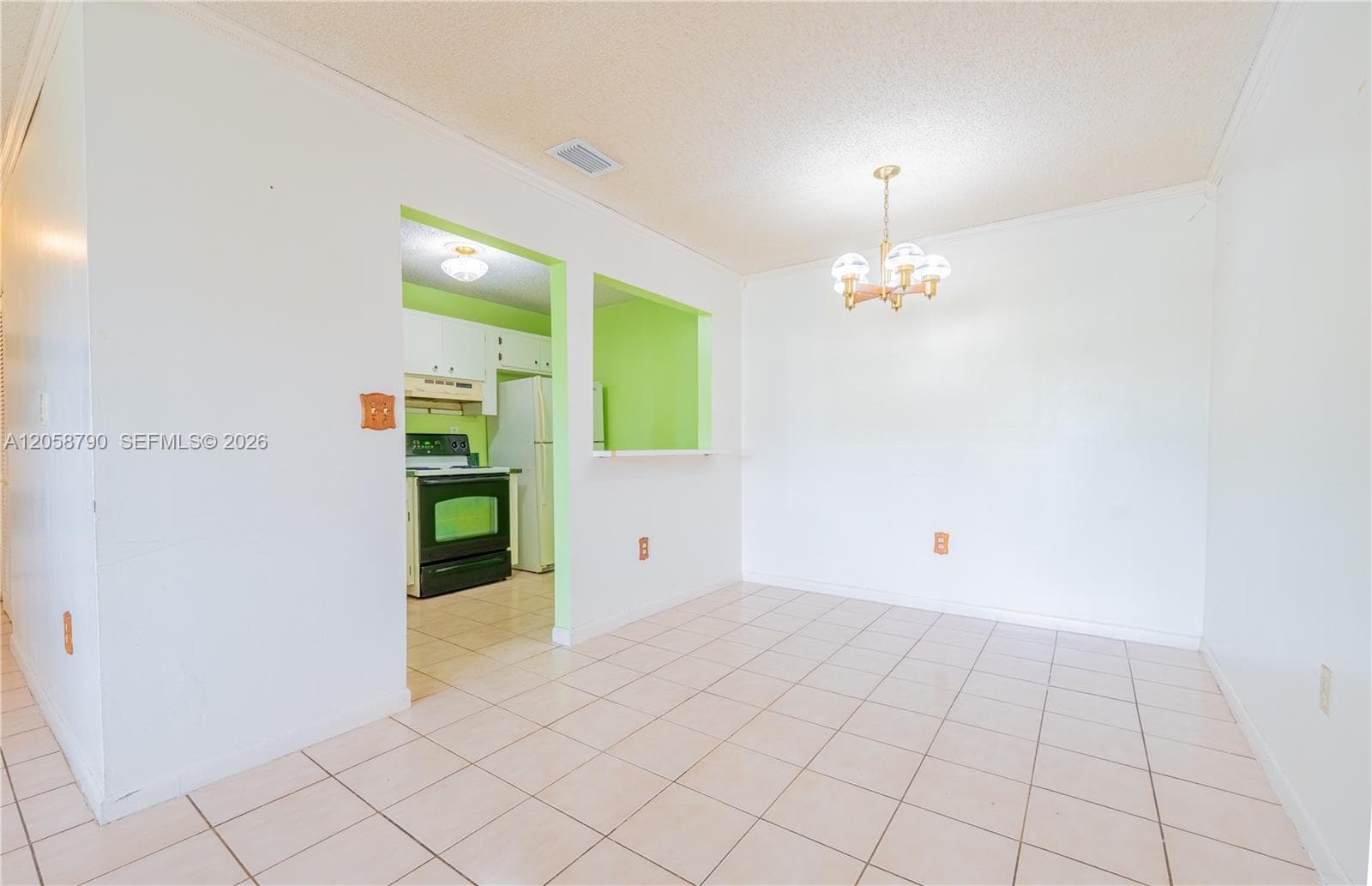 MILLER VILLAS CONDO · #1701 in Miami - Photo 9
