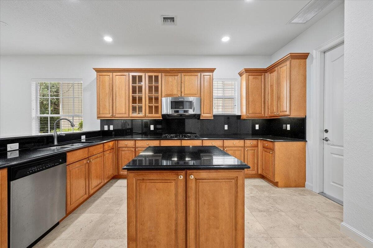 Open Kitchen