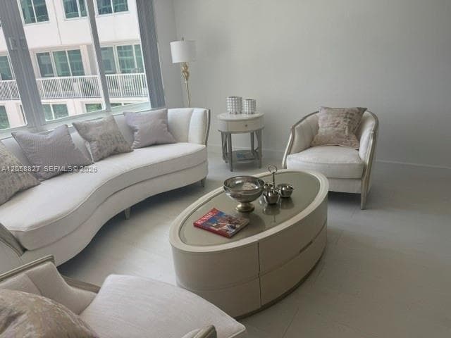 THE CARRIAGE HOUSE CONDO · #230 in Miami Beach - Photo 27