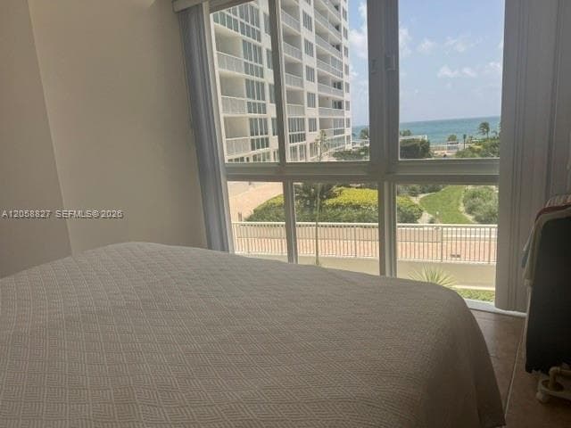 THE CARRIAGE HOUSE CONDO · #230 in Miami Beach - Photo 32