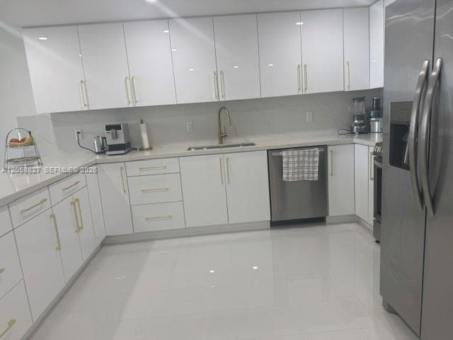 THE CARRIAGE HOUSE CONDO · #230 in Miami Beach - Photo 20