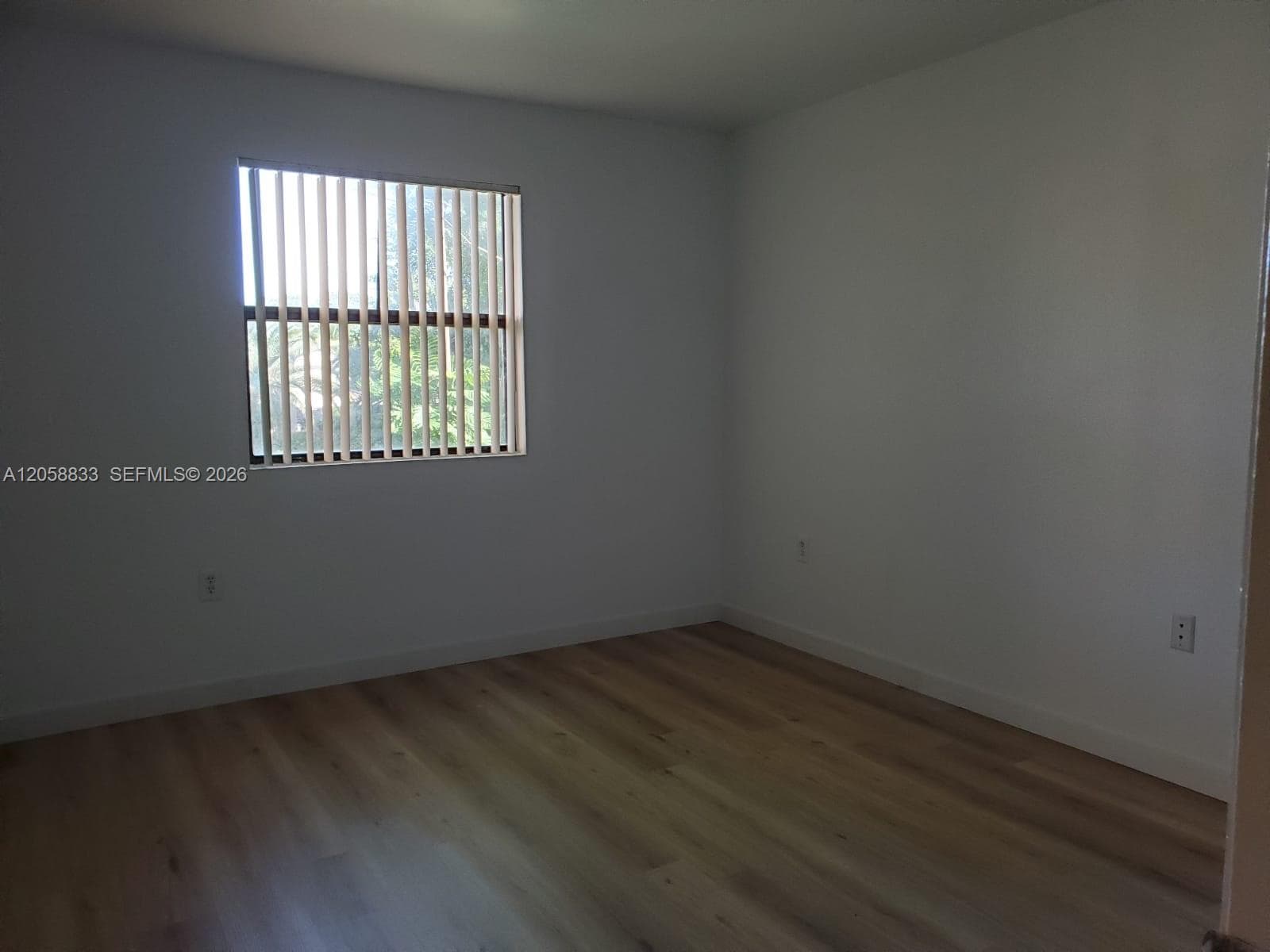 BISCAYNE BEACH CLUB CONDO · #8210 in Miami - Photo 6