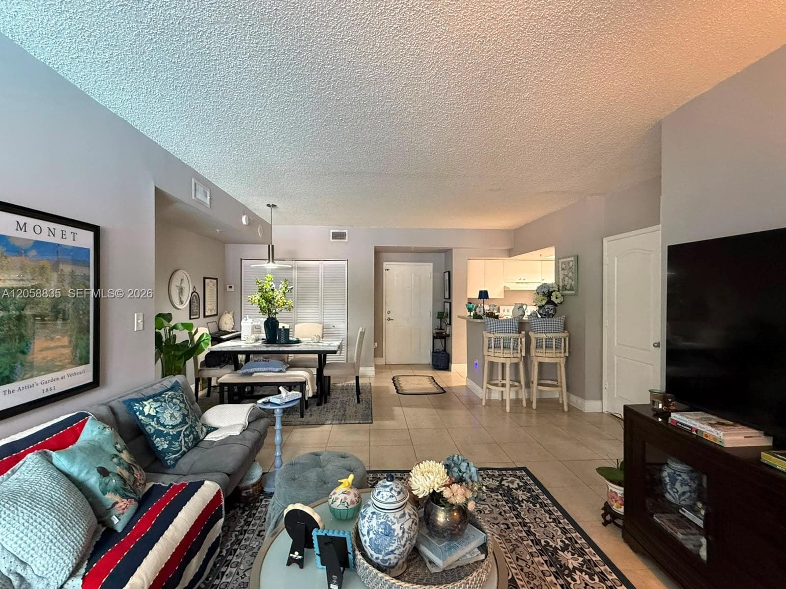 BLUE LAGOON CONDO · #406 in Miami - Photo 3