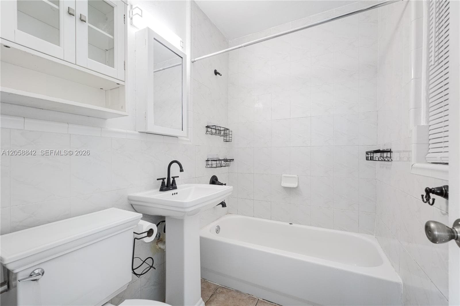 15431 Harding Ln photo 28