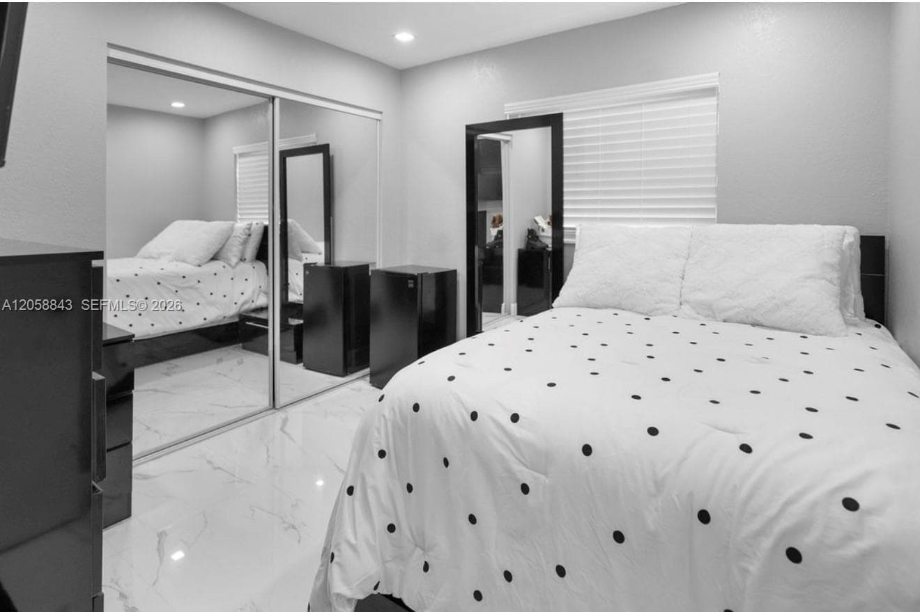 1158 W 41st St #87 photo 7