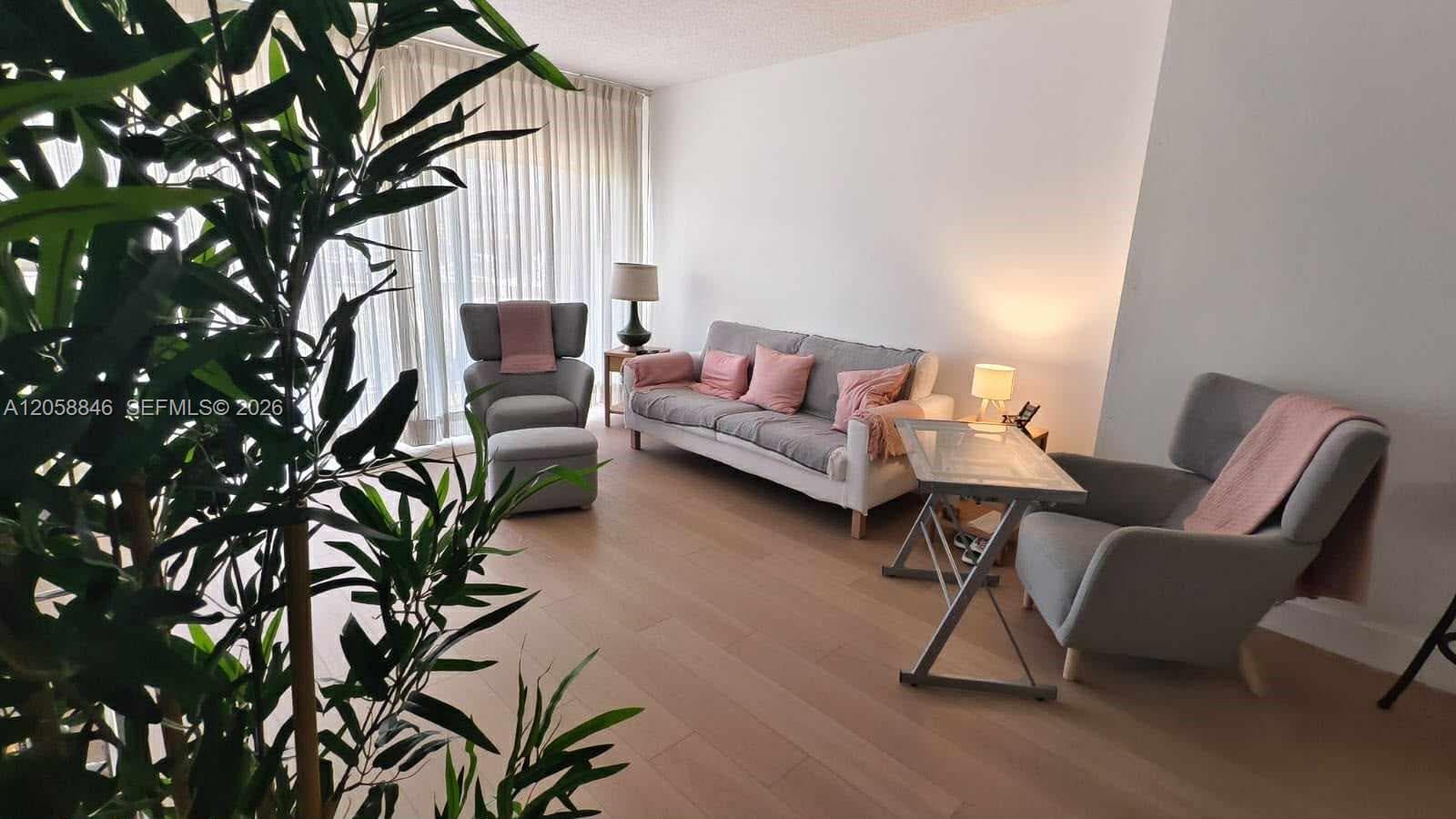 HEMISPHERES CONDO · #MK in Hallandale Beach - Photo 3