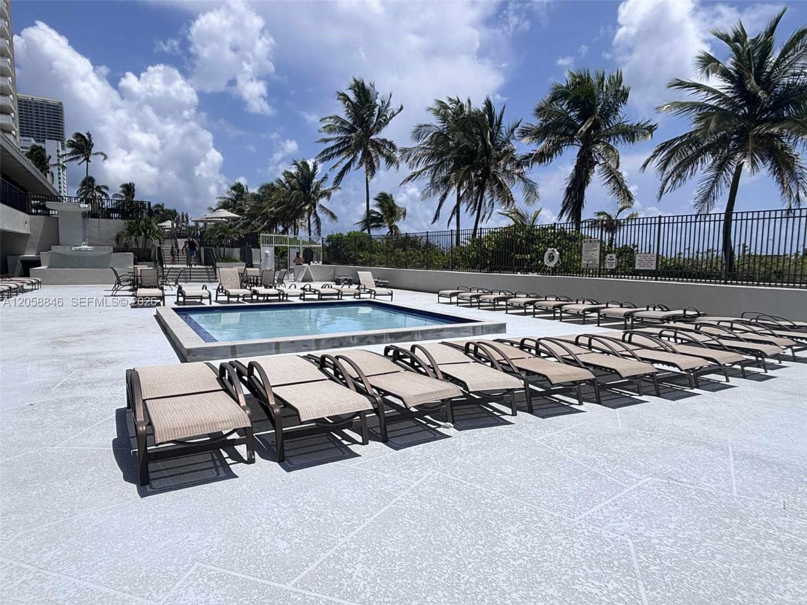HEMISPHERES CONDO · #MK in Hallandale Beach - Photo 18