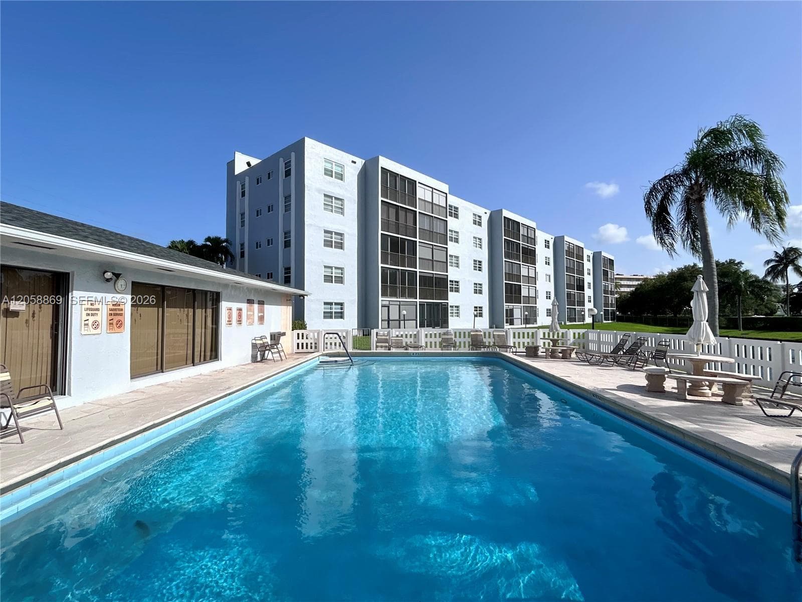 MEADOWBROOK · #104 in Dania Beach - Photo 38