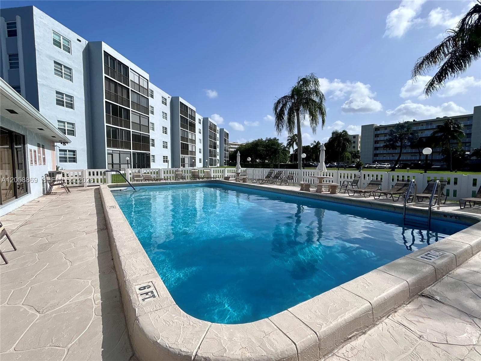 MEADOWBROOK · #104 in Dania Beach - Photo 37
