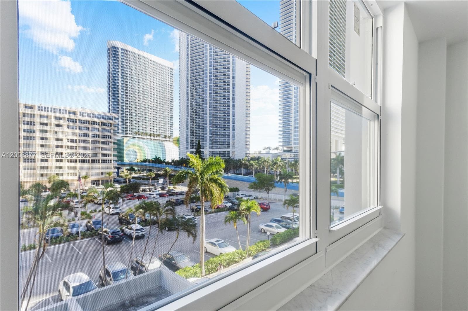 PLAZA TOWER SOUTH · #407 in Hallandale Beach - Photo 21