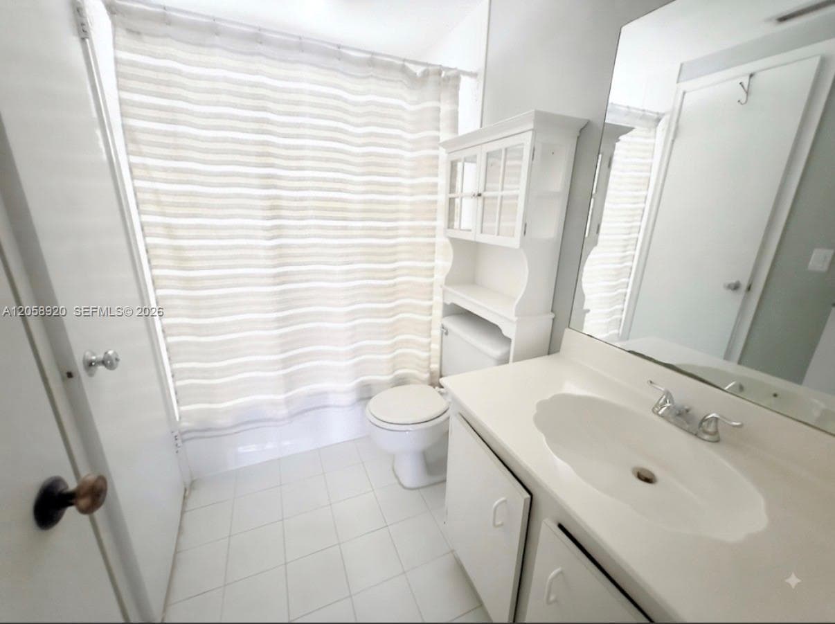 VILLAGE OF KINGS CREEK CO · #107 in Miami - Photo 3