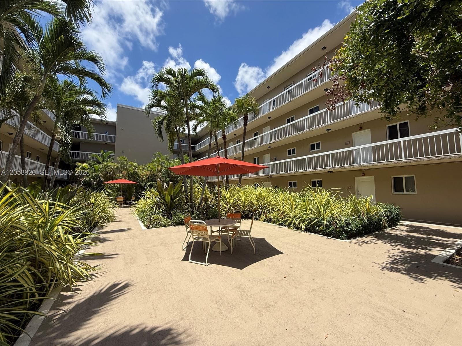 VILLAGE OF KINGS CREEK CO · #107 in Miami - Photo 8