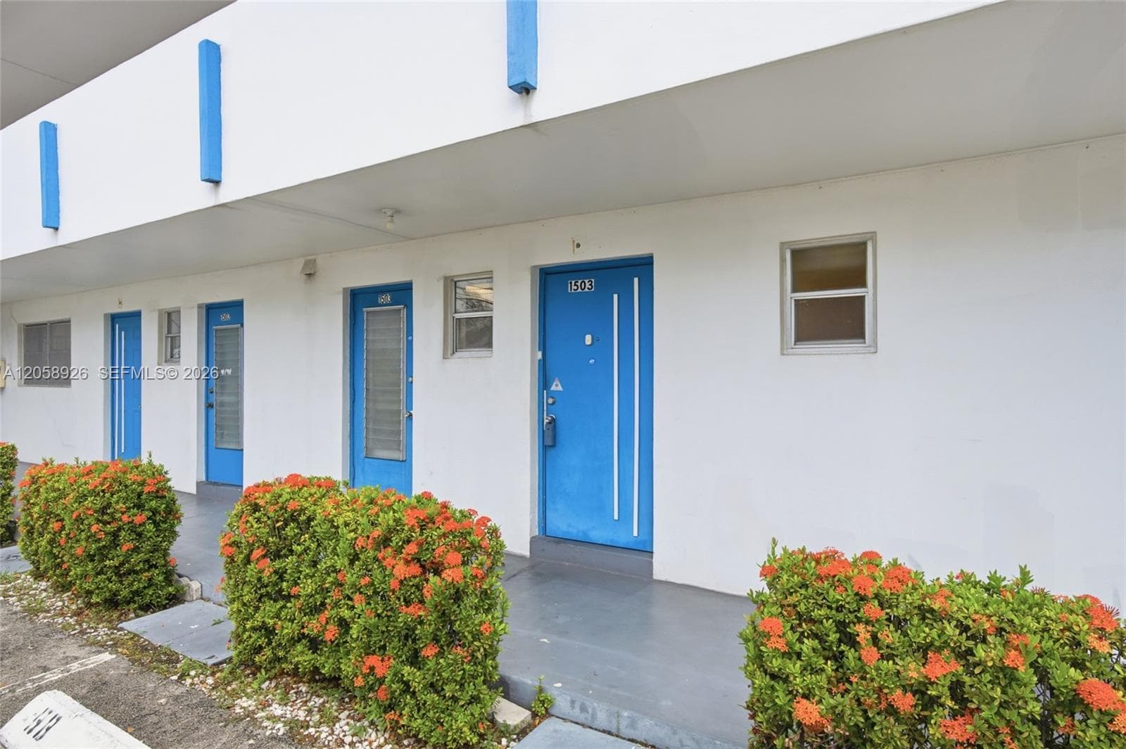 STAR LAKE ESTATES · #1503 in Miami - Photo 2