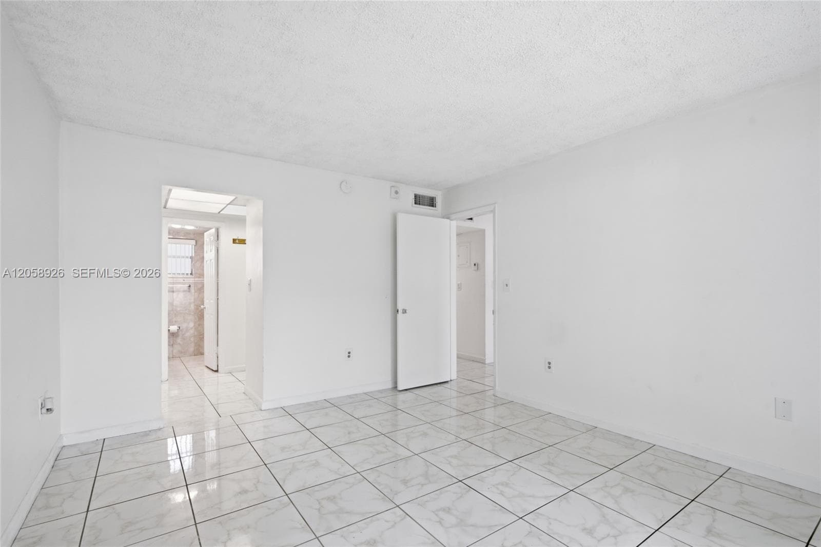 STAR LAKE ESTATES · #1503 in Miami - Photo 18