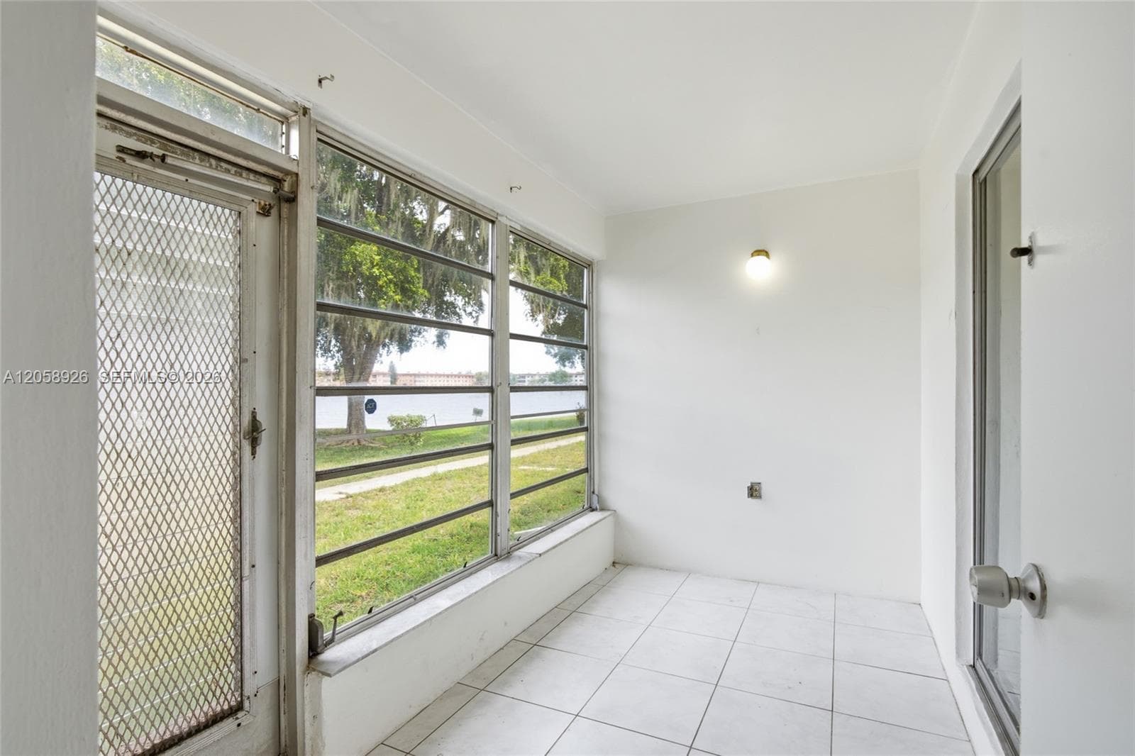 STAR LAKE ESTATES · #1503 in Miami - Photo 21