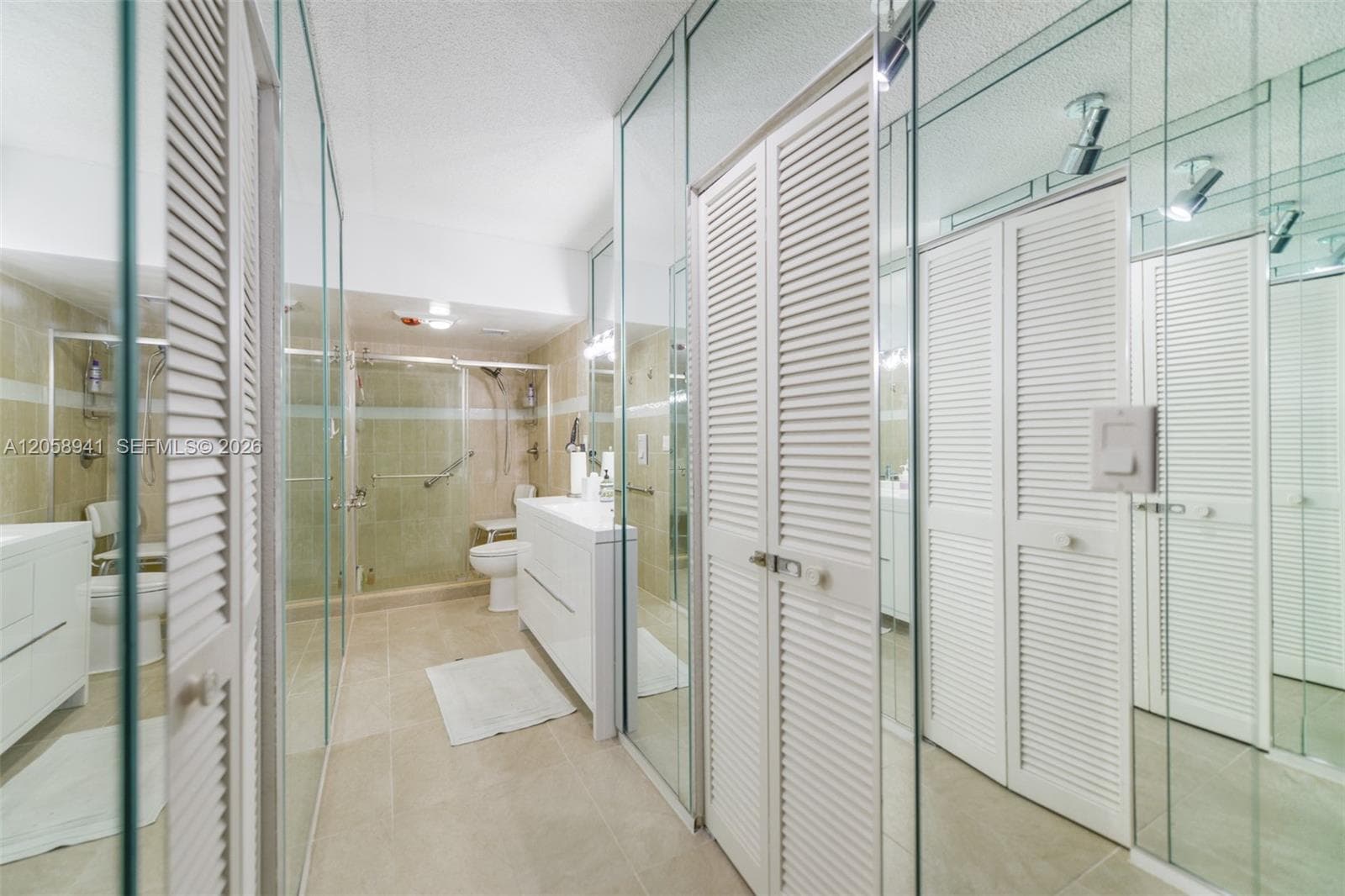 HEMISPHERES CONDO · #5E in Hallandale Beach - Photo 27