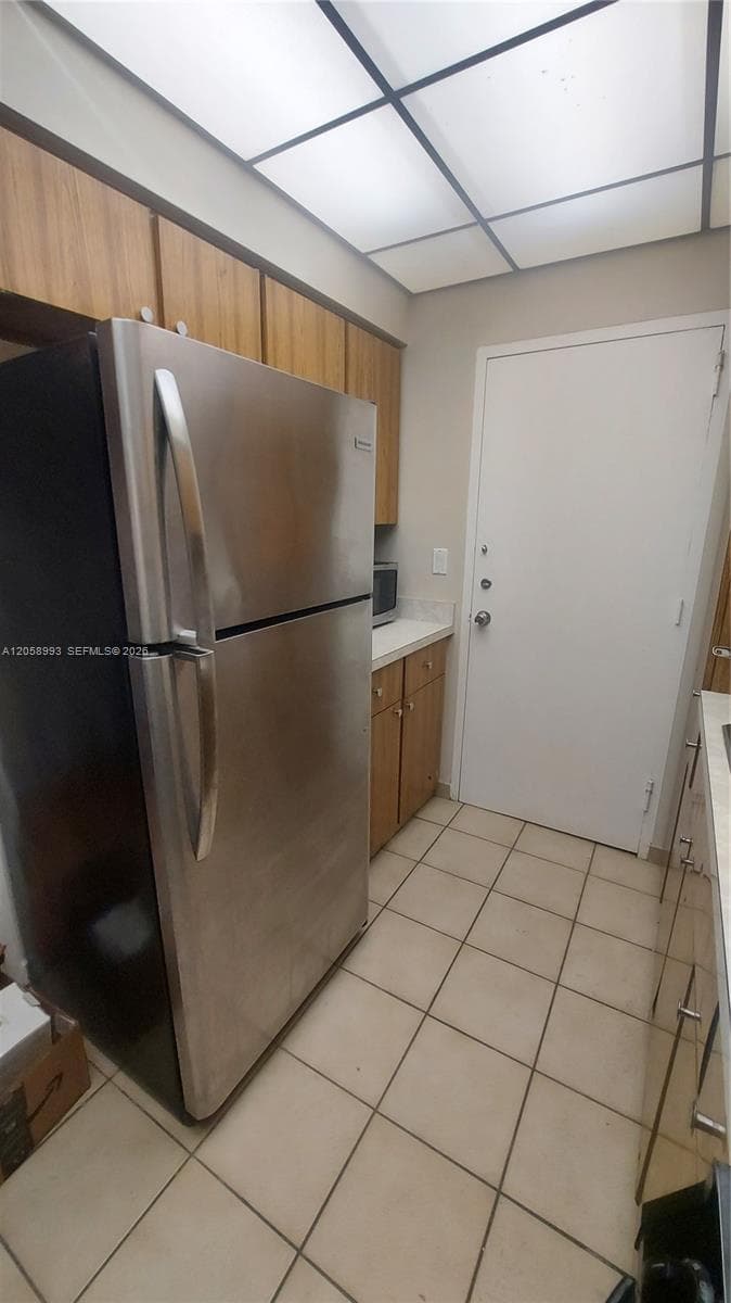 BRICKELL BAY TOWER CONDO · #216 in Miami - Photo 2