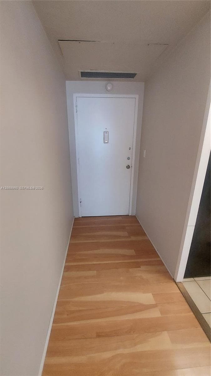 BRICKELL BAY TOWER CONDO · #216 in Miami - Photo 12
