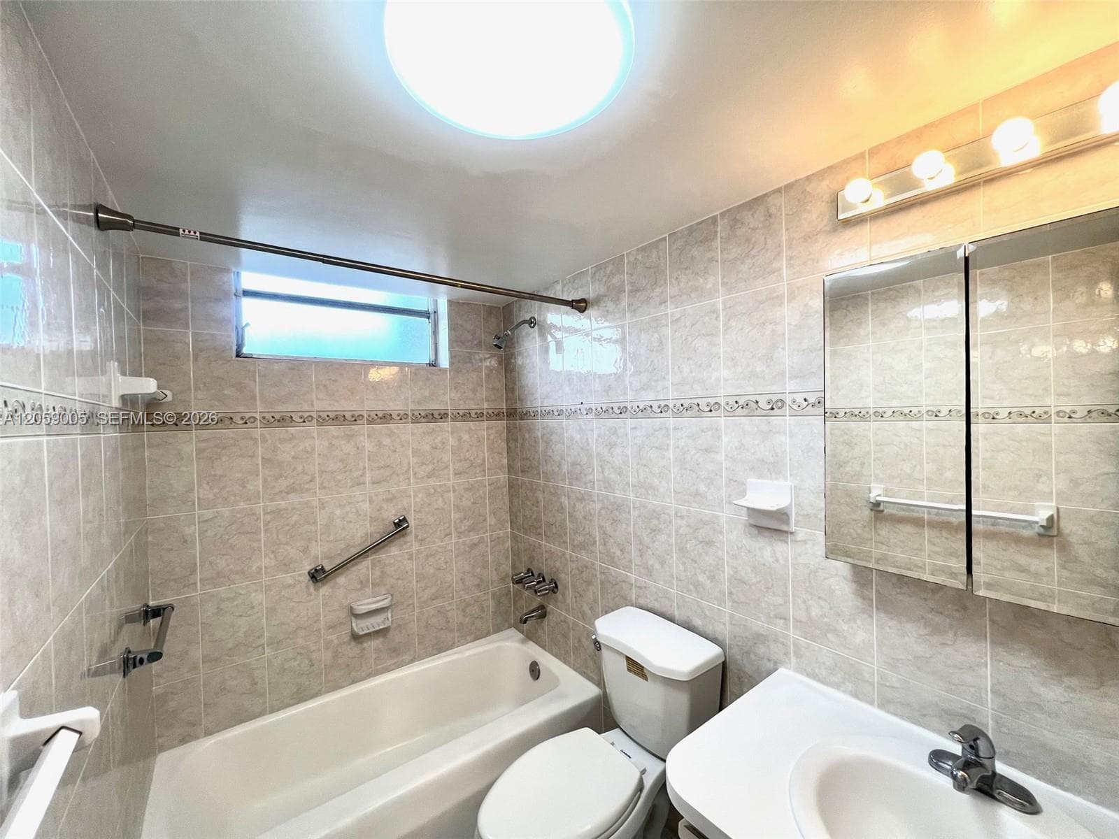 POINT EAST SEC 4 CONDO · #T302 in Aventura - Photo 16