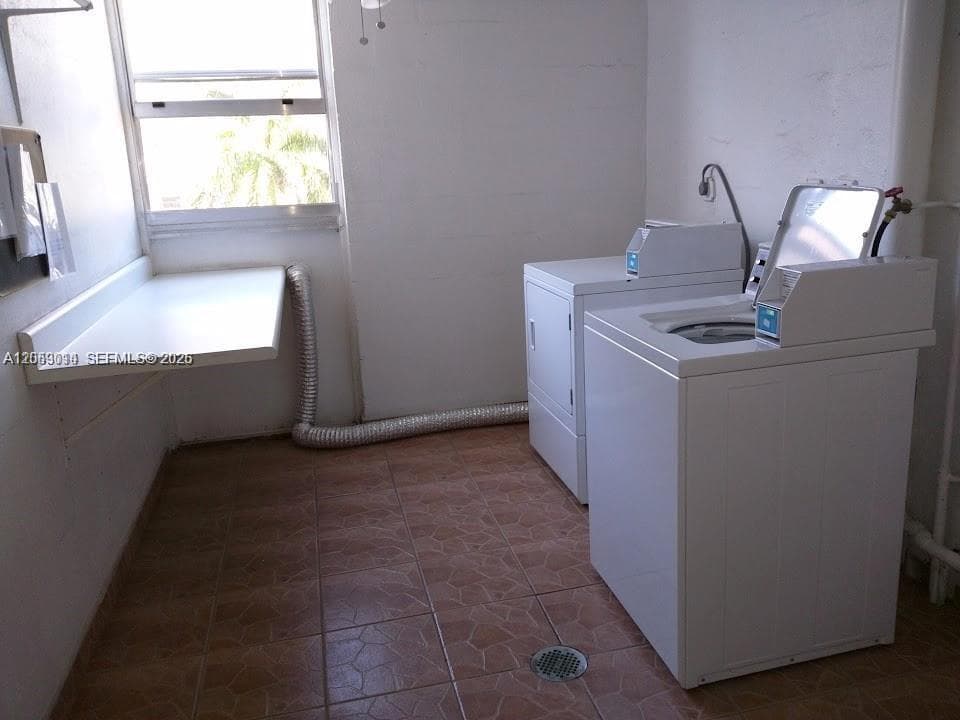 EDEN ISLES · #409 in North Miami Beach - Photo 23