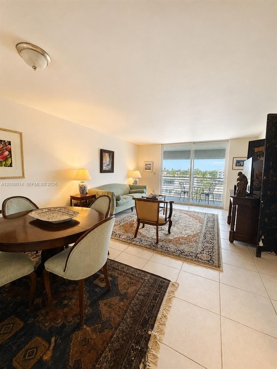 EDEN ISLES · #409 in North Miami Beach - Photo 3