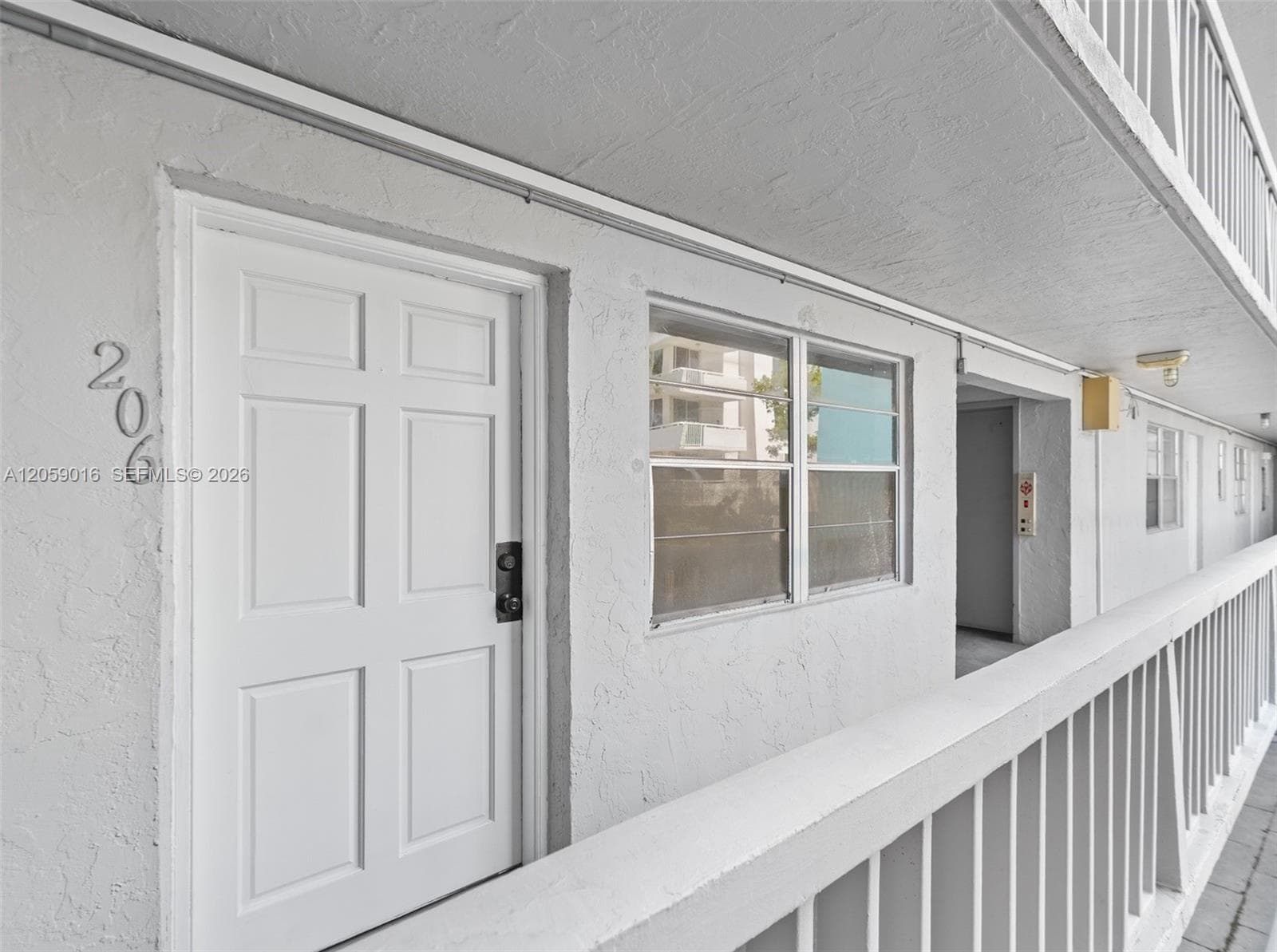 CARLYLE PLAZA · #206 in Miami Beach - Photo 3