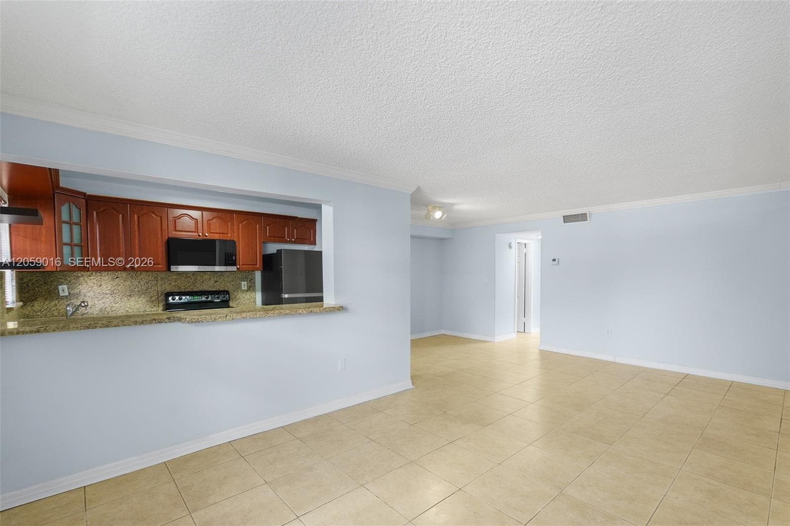 CARLYLE PLAZA · #206 in Miami Beach - Photo 4