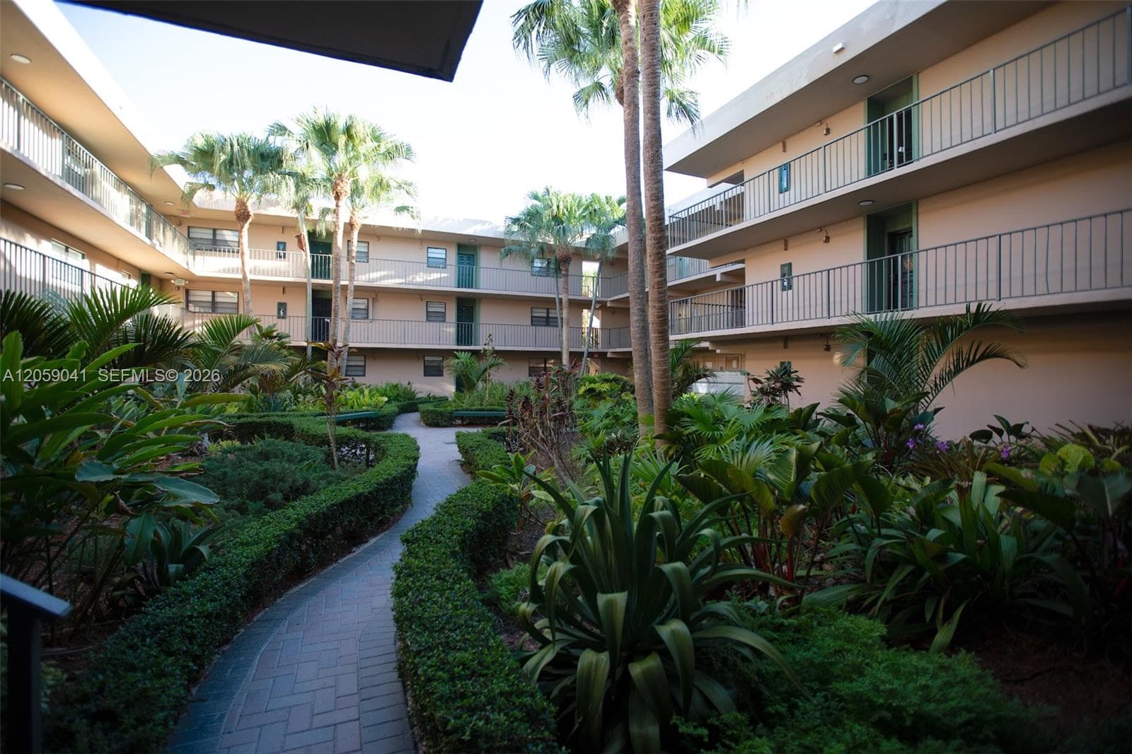 THE GARDENS OF KENDALL · #325 in Miami - Photo 10