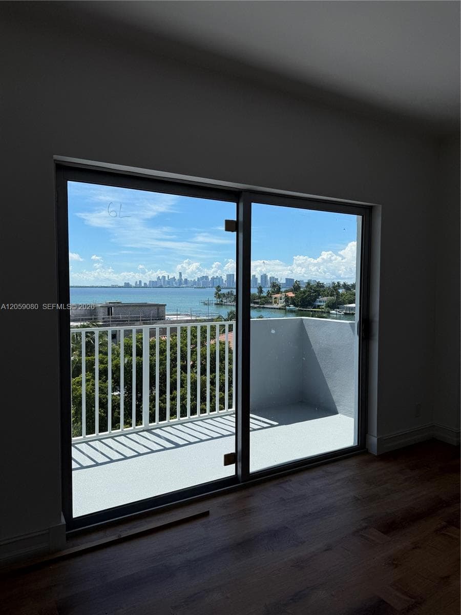 ISLAND PLACE AT NORTH BAY · #6L in North Bay Village - Photo 10