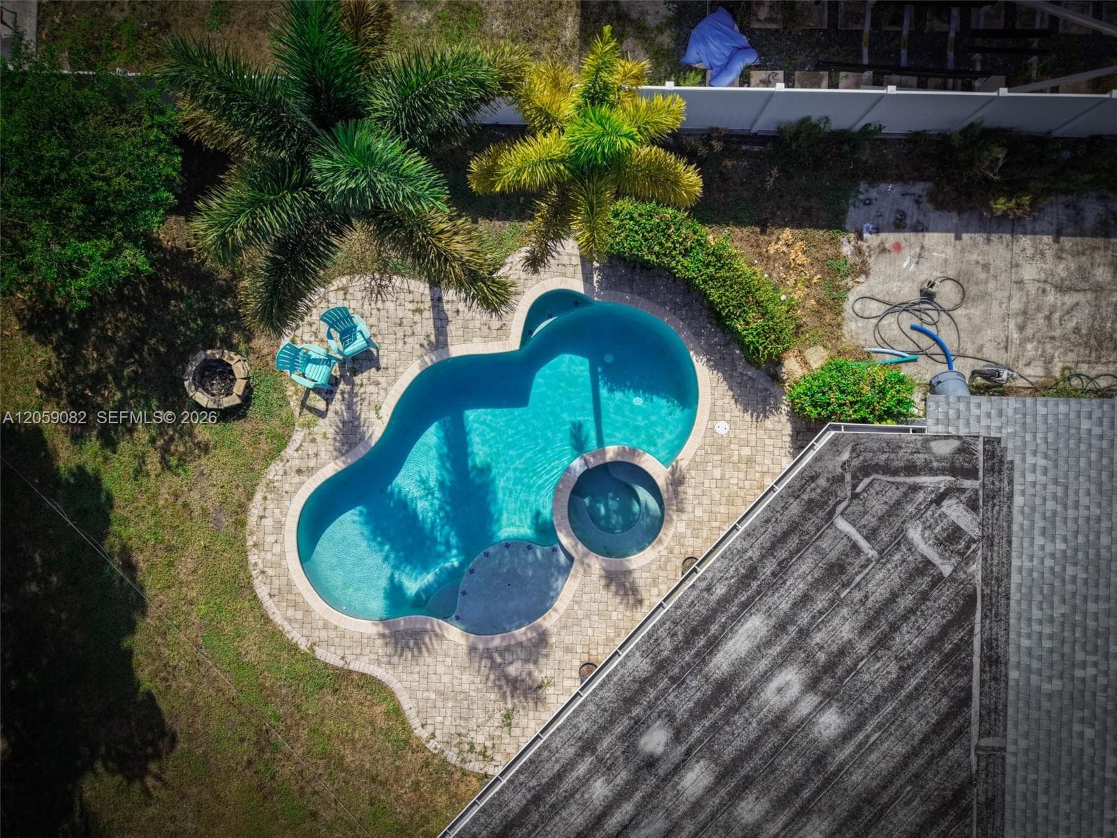 1760 SW 12th St photo 42