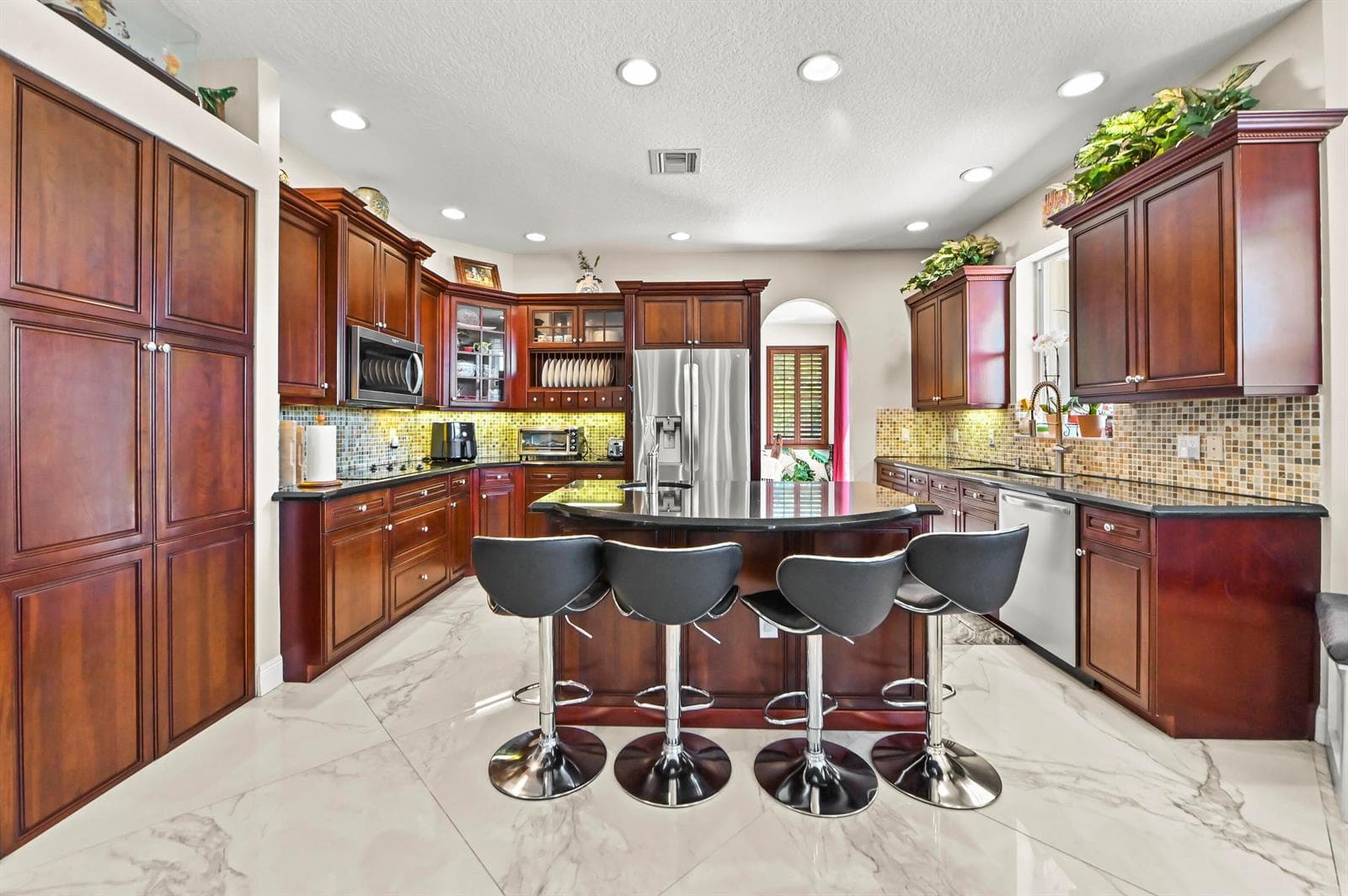 14 Kitchen 03