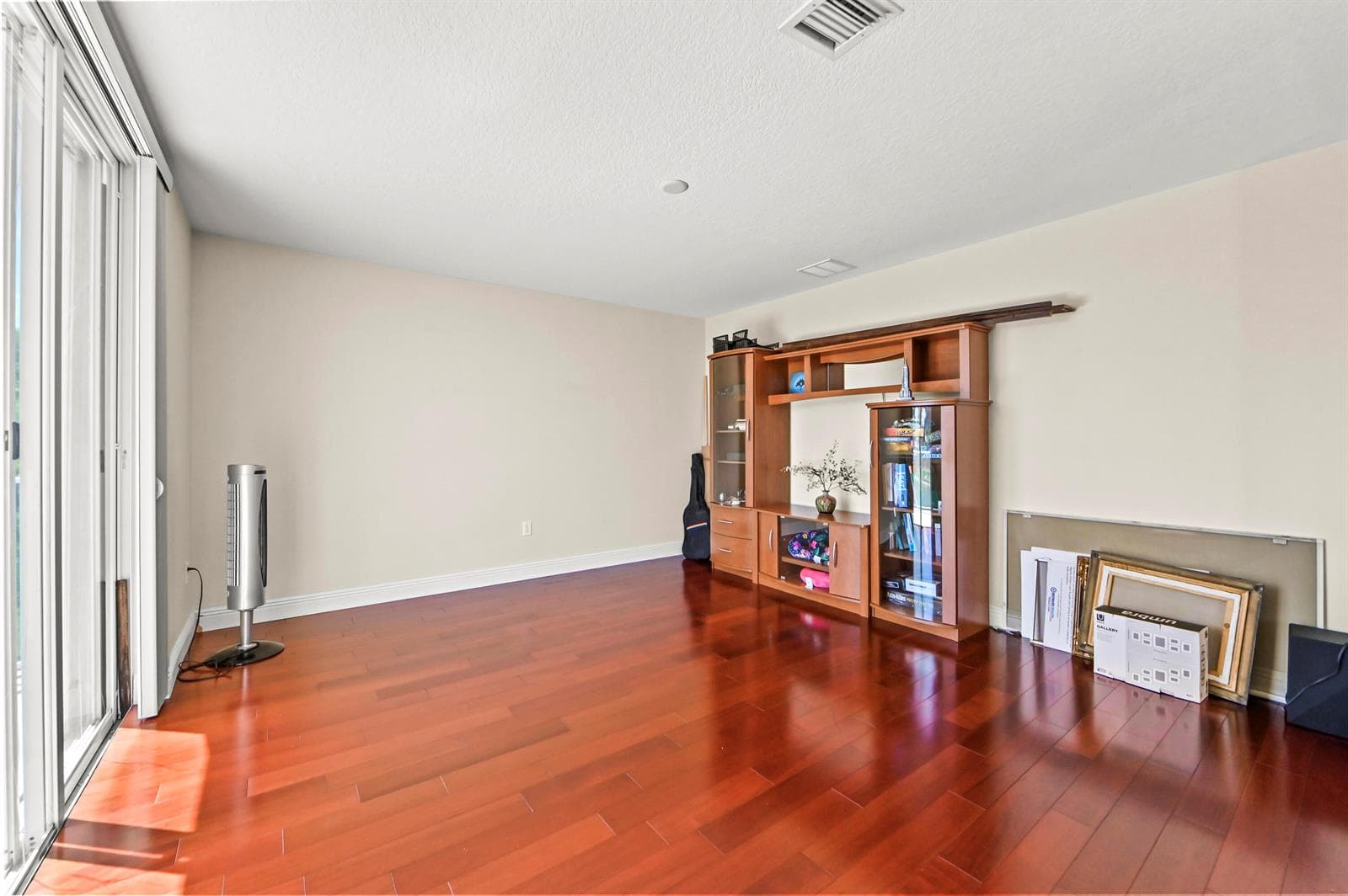 39 Living room01