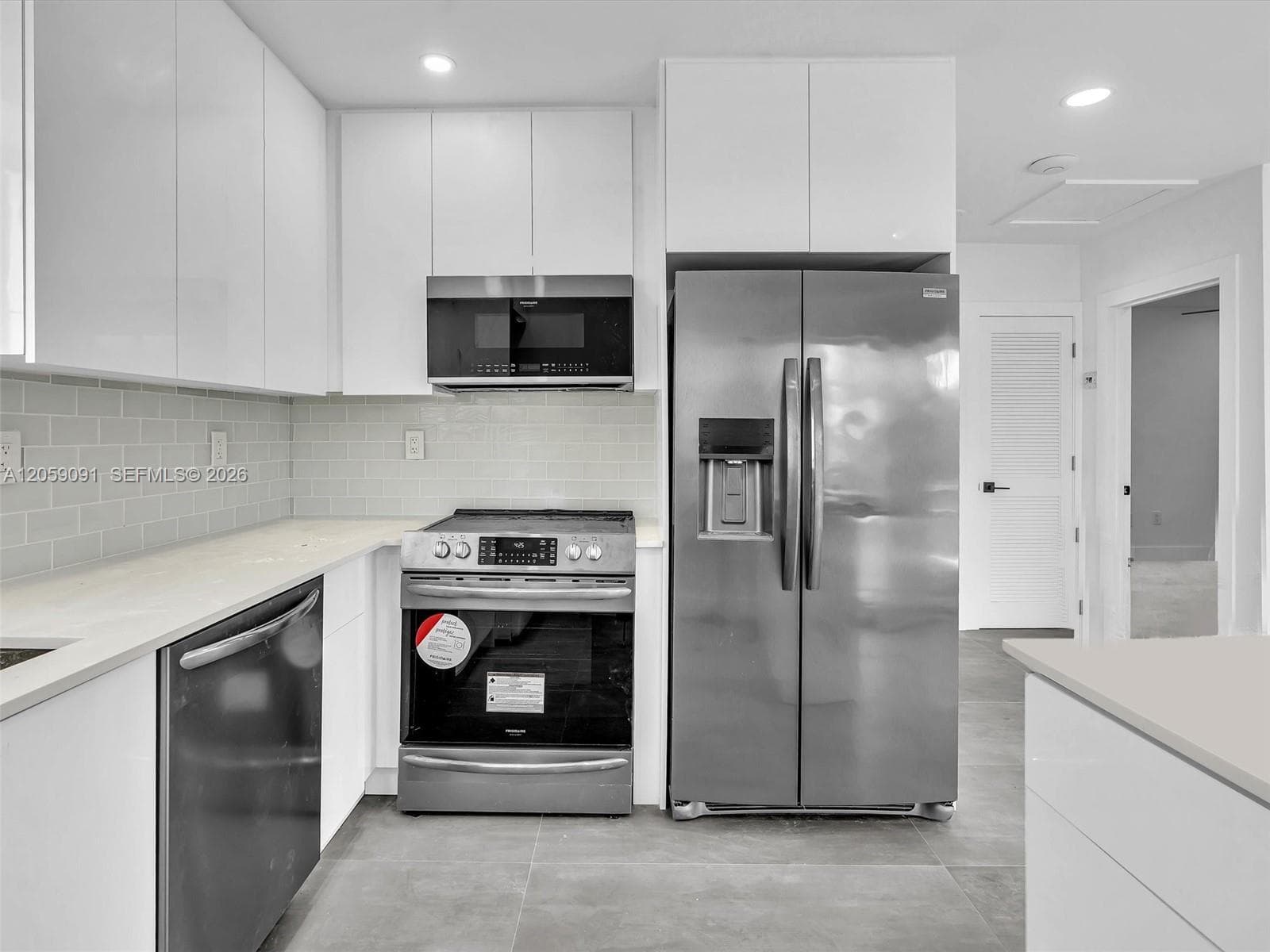 SAN SOUCI ESTATES · #104 in North Miami - Photo 16