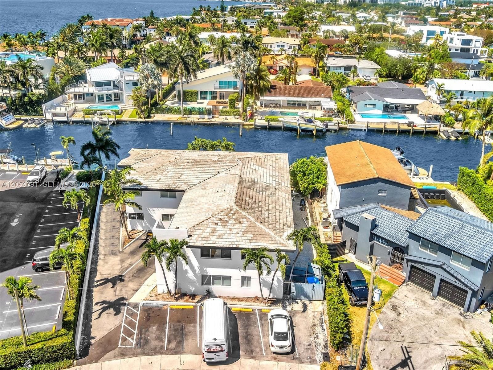 SAN SOUCI ESTATES · #104 in North Miami - Photo 28