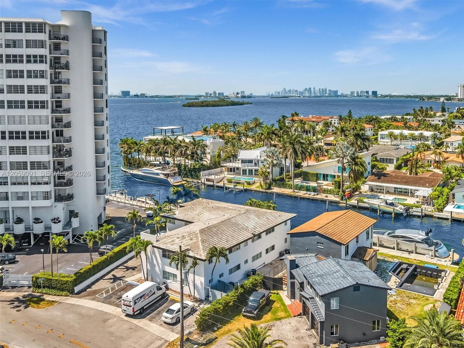 SAN SOUCI ESTATES · #104 in North Miami - Photo 30
