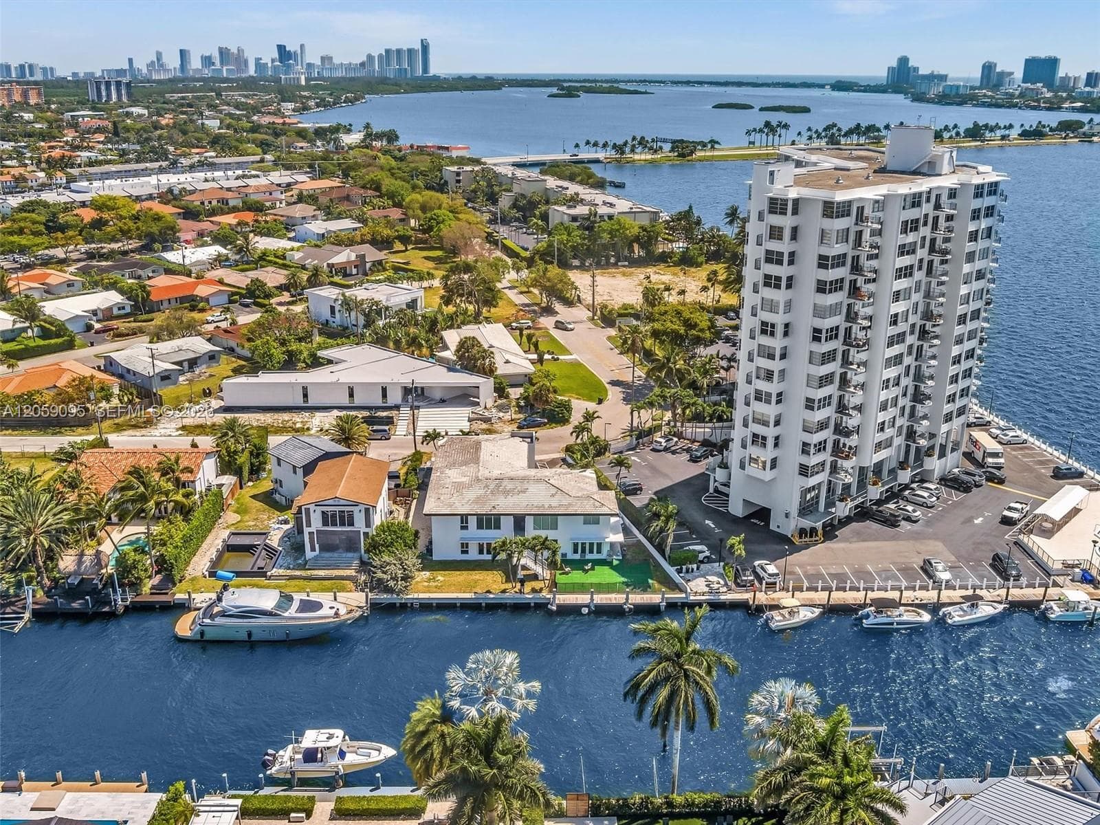 SAN SOUCI ESTATES · #207 in North Miami - Photo 28