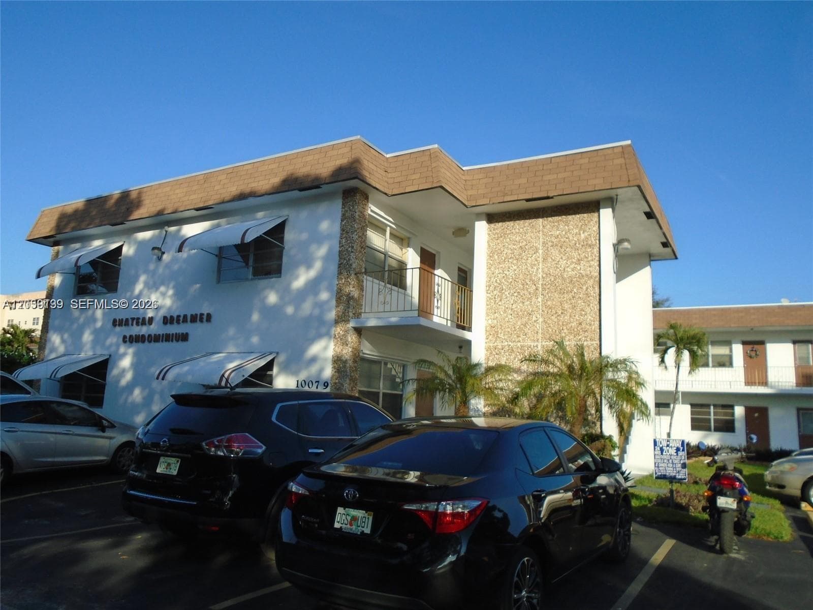CHATEAU DREAMER CONDO · #19 in Hollywood - Photo 1
