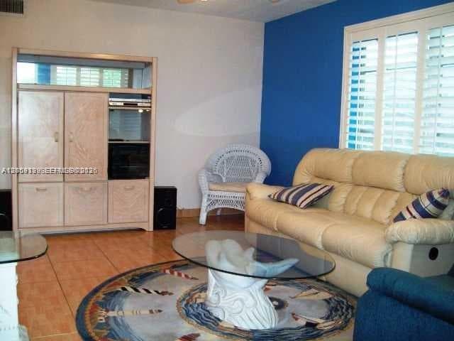 CHATEAU DREAMER CONDO · #19 in Hollywood - Photo 4