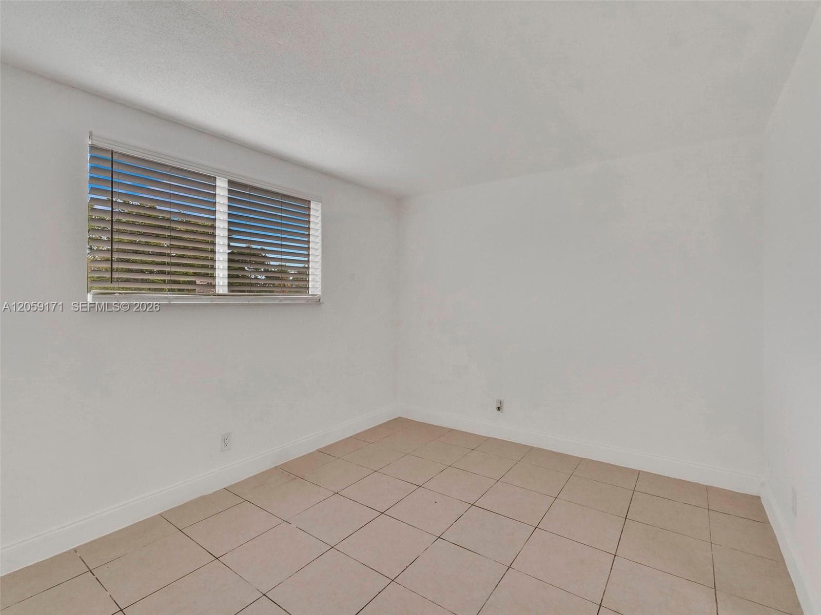 BISCAYNE HIGHLANDS · #3 in North Miami - Photo 3