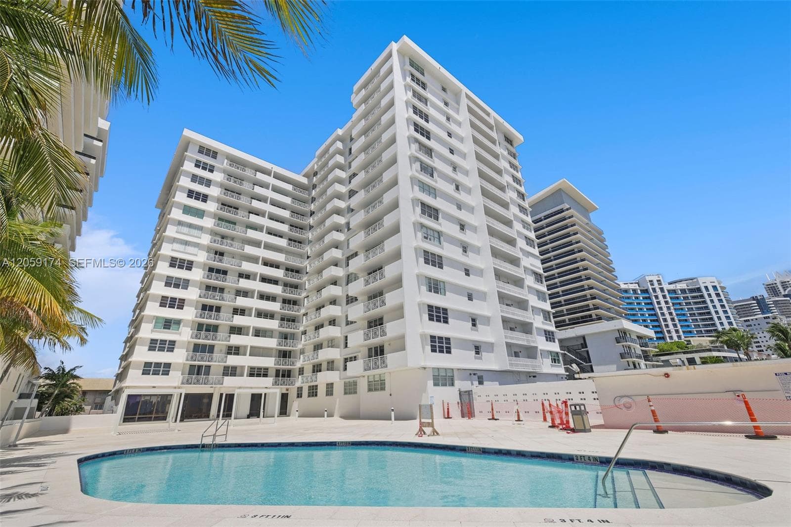 CORINTHIAN · #12H in Miami Beach - Photo 2