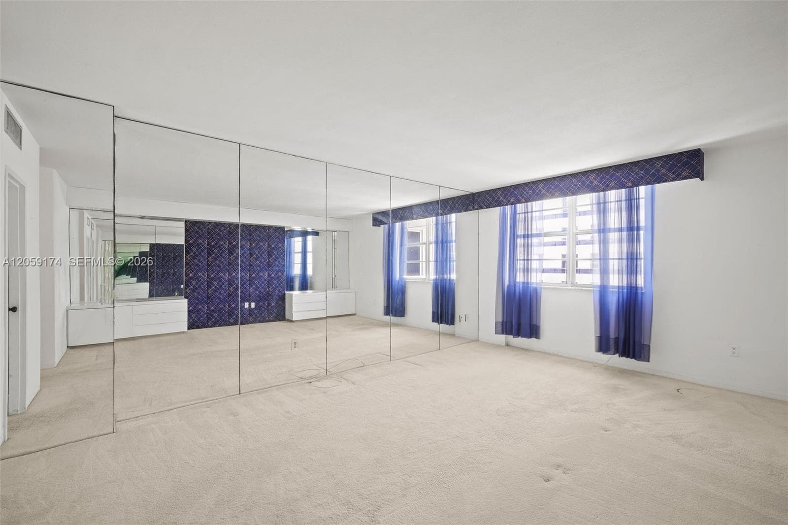 CORINTHIAN · #12H in Miami Beach - Photo 18