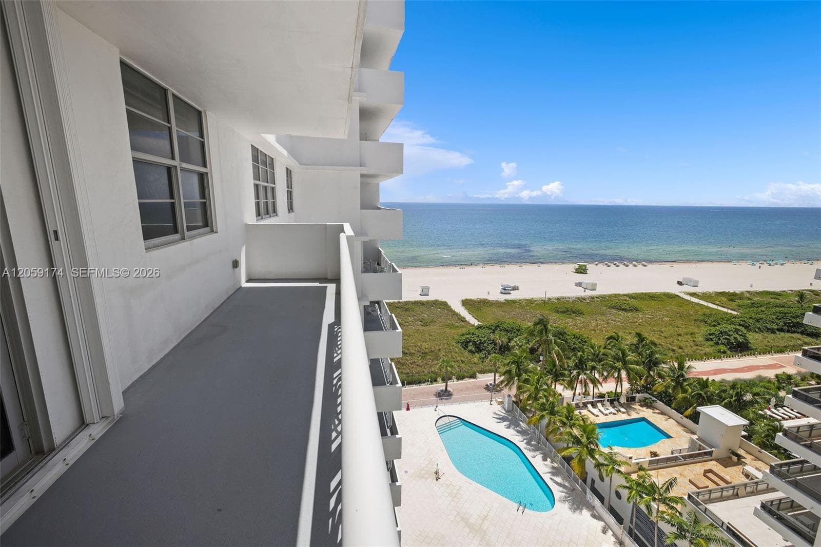 CORINTHIAN · #12H in Miami Beach - Photo 8