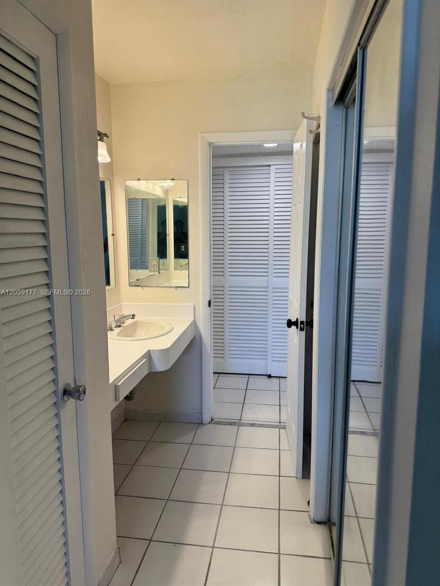 FIFTH HORIZONS CONDO · #121 in Miami - Photo 10