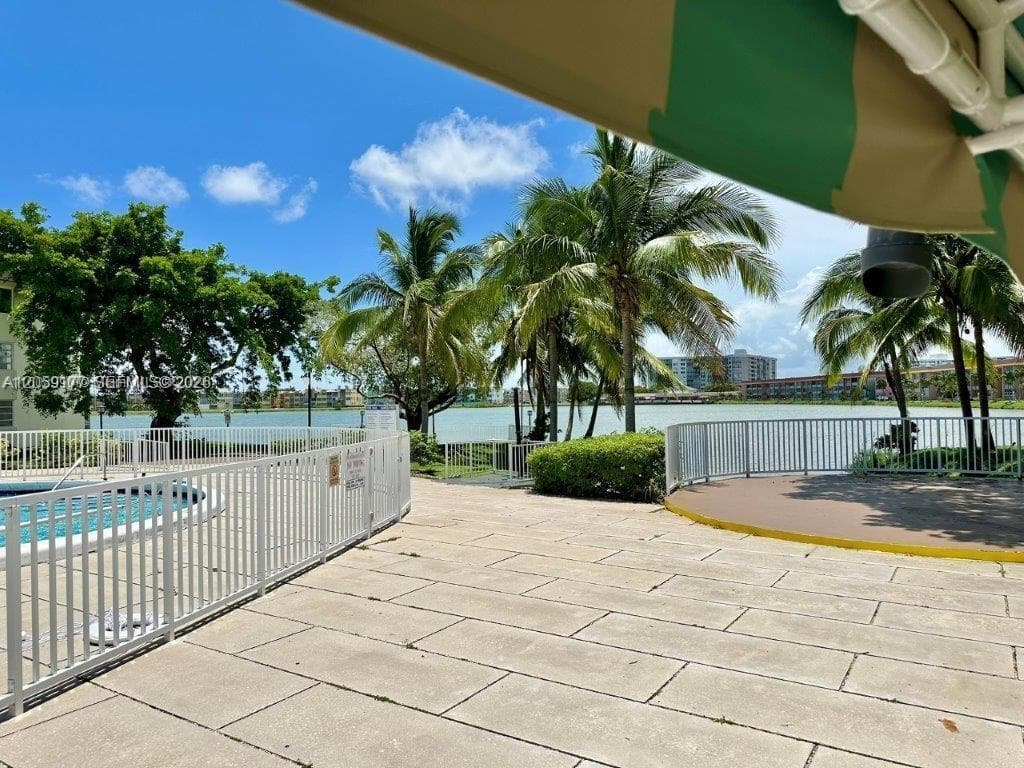 FIFTH HORIZONS CONDO · #121 in Miami - Photo 15
