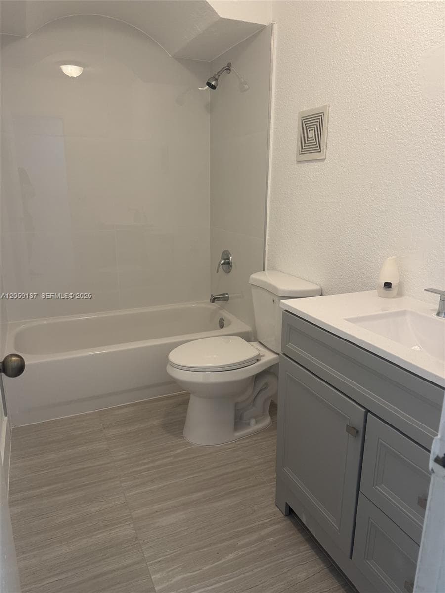 VILLAGE HOMES & CONDOS AT · #211 in Palmetto Bay - Photo 8