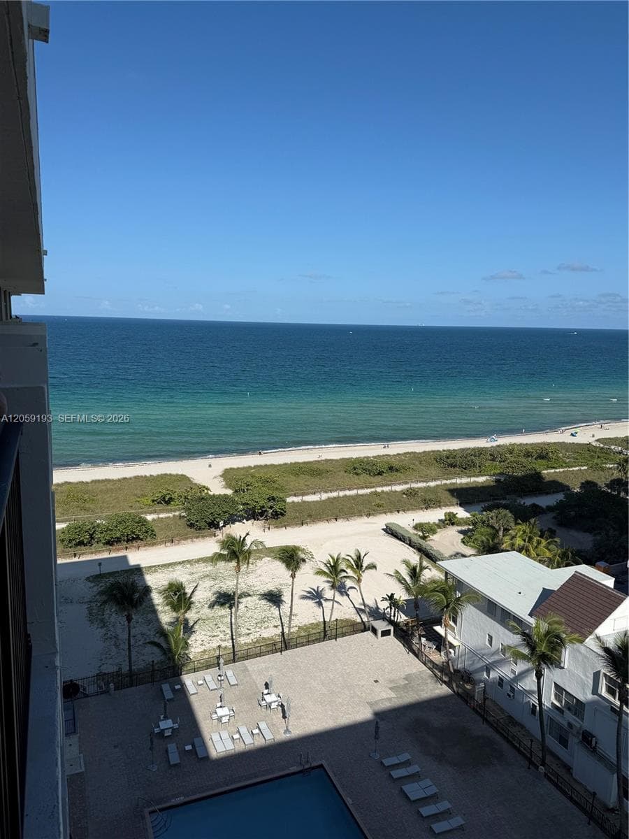 MANATEE CONDO · #1101 in Surfside - Photo 20