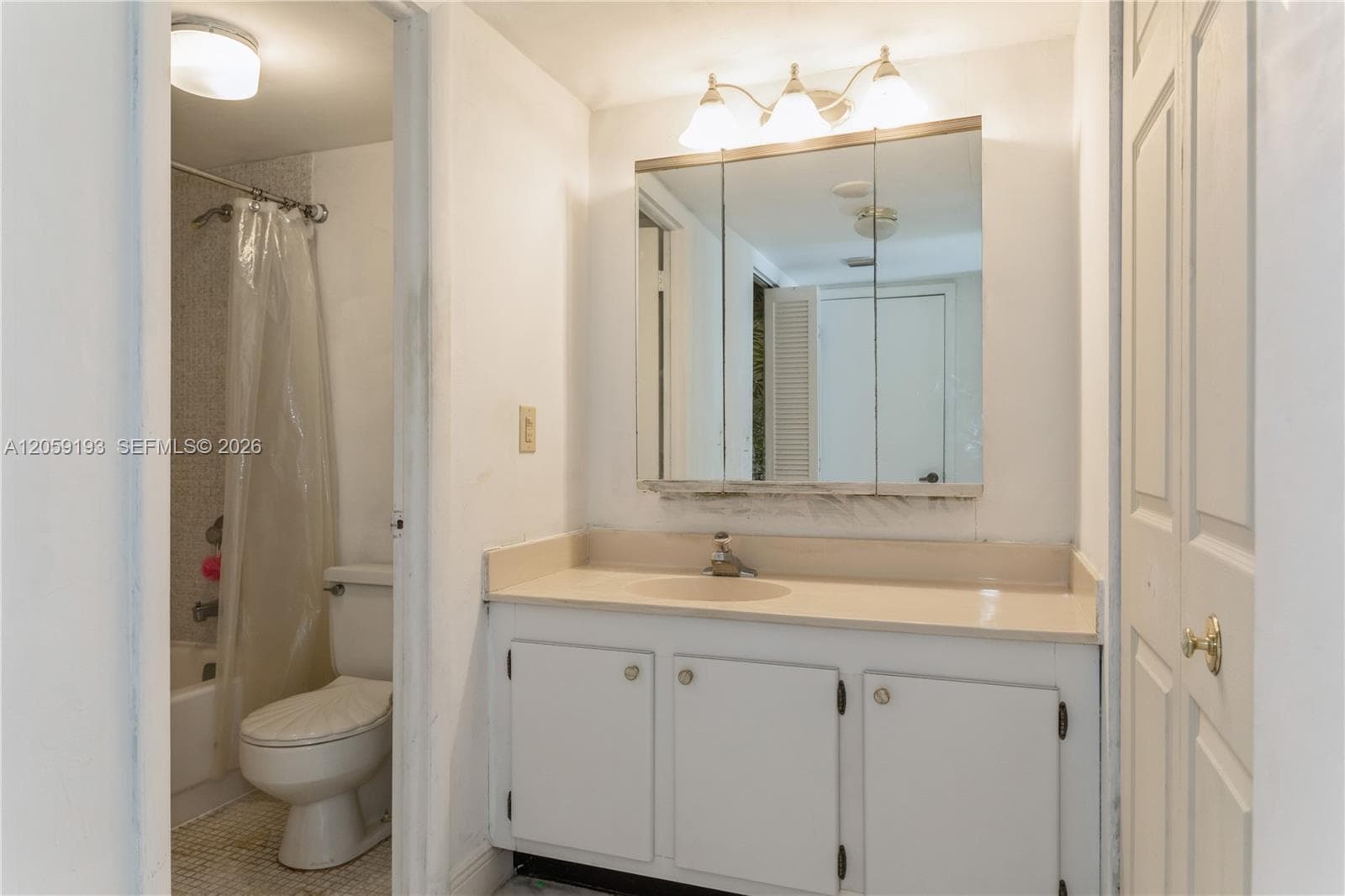 MANATEE CONDO · #1101 in Surfside - Photo 14