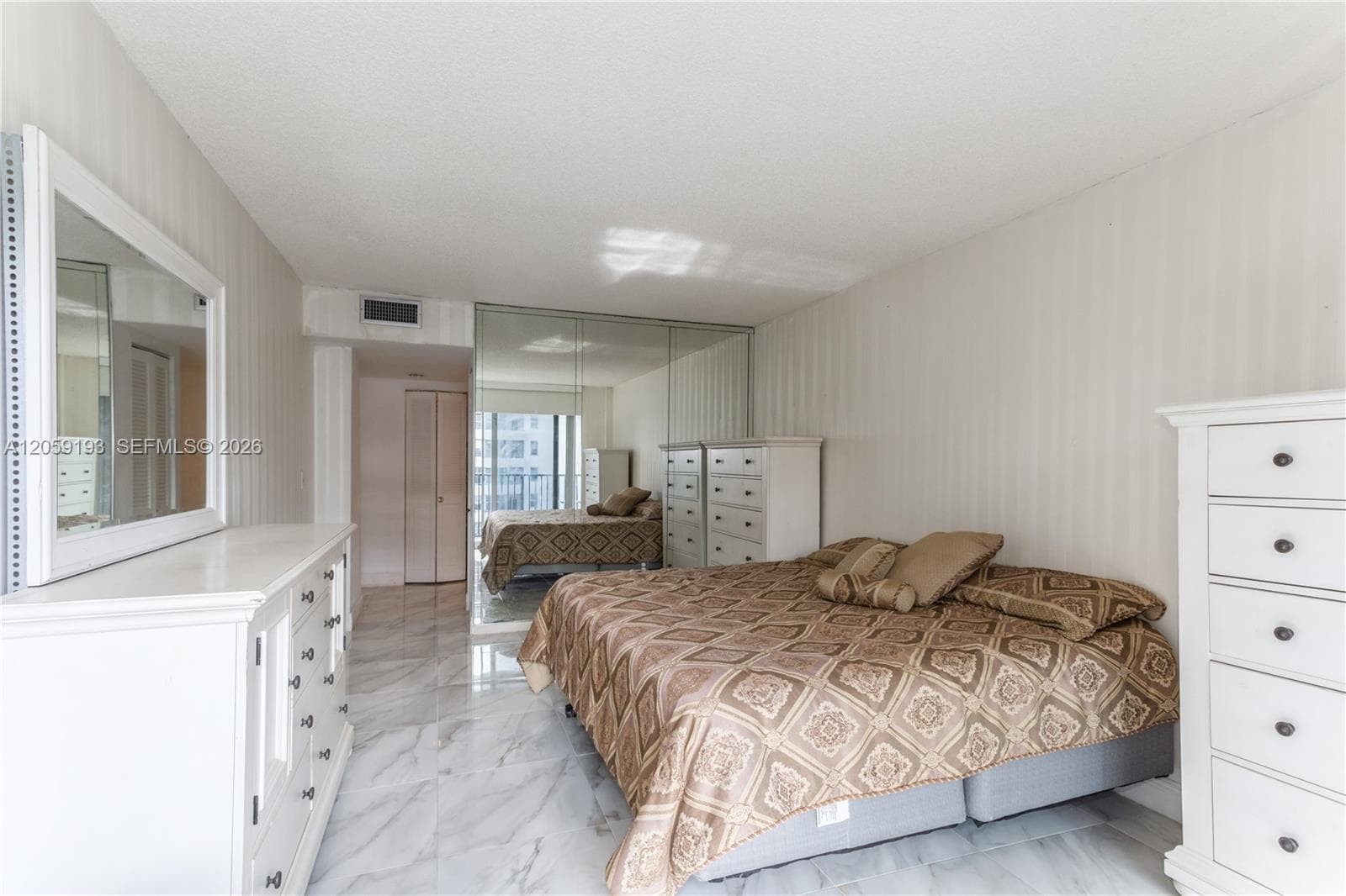 MANATEE CONDO · #1101 in Surfside - Photo 11