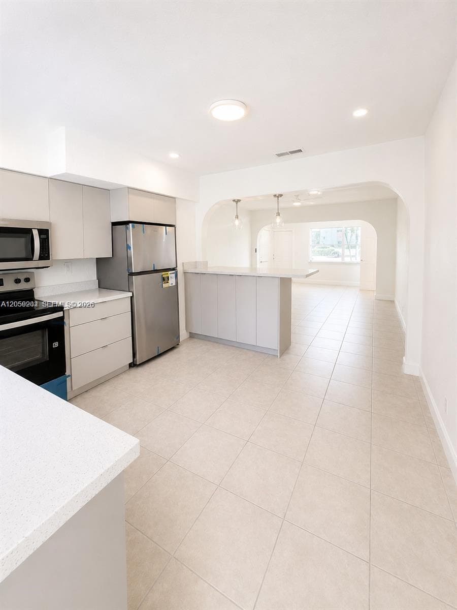 2249 Johnson St #0 photo 4