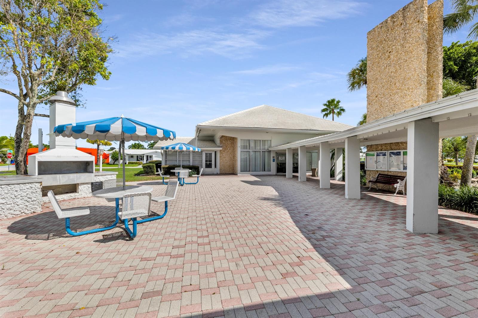South Clubhouse (11)